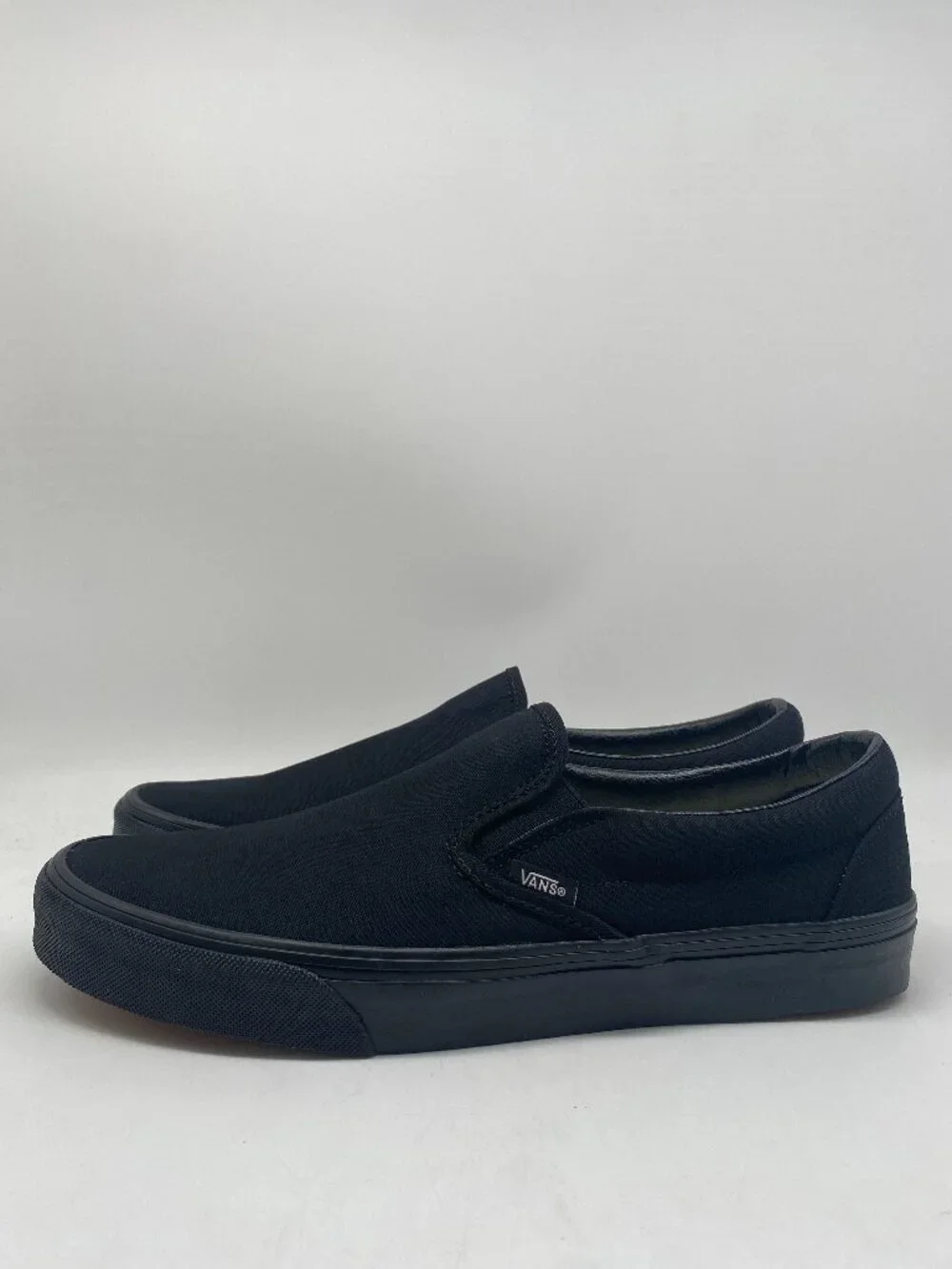 VANS CLASSIC SLIP-ON ALL BLACK US MEN SIZE 11.5